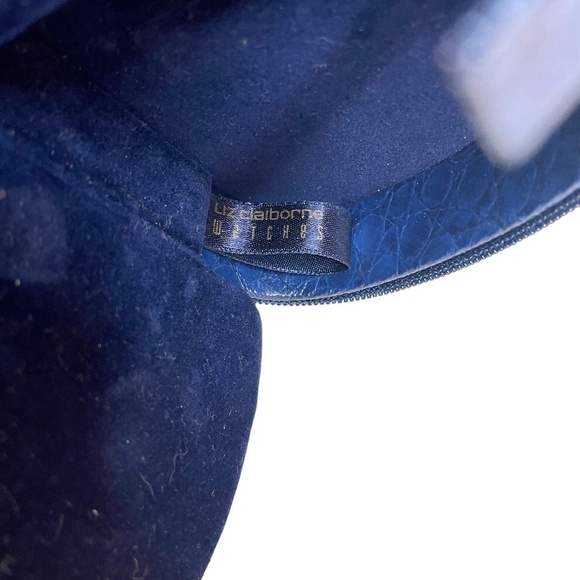 Blue Travel Jewelry Case🤍💙 - Picture 3 of 8